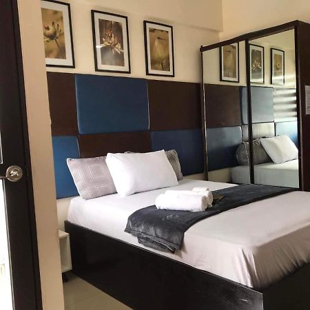 Mabolo Garden Flat A6 With Free Rooftop Pool Cebu Exterior photo