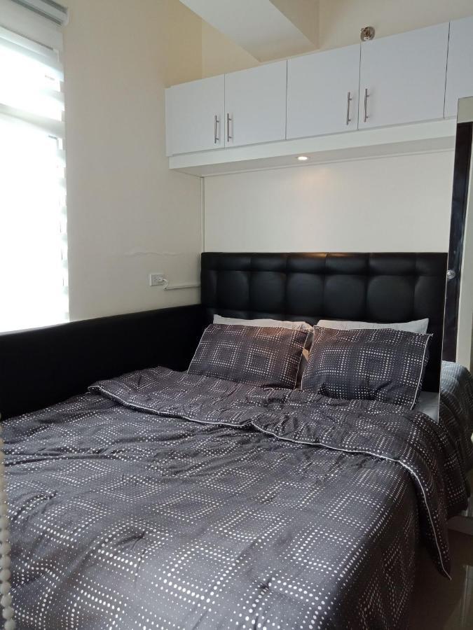 Mabolo Garden Flat A6 With Free Rooftop Pool Cebu Exterior photo
