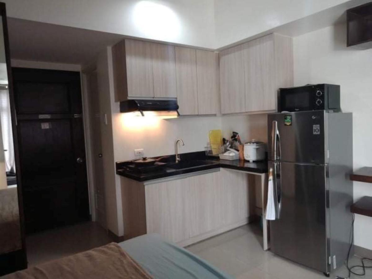 Mabolo Garden Flat A6 With Free Rooftop Pool Cebu Exterior photo